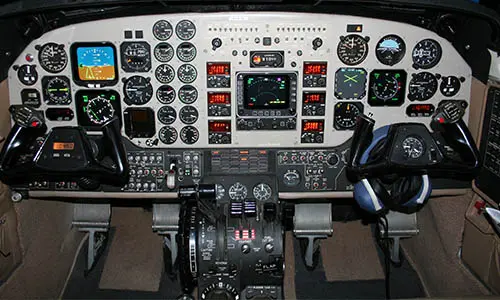 king-air-200-before.jpg